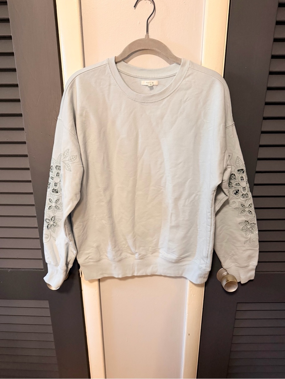 Maurices Light Blue Crewneck Sweatshirt with Floral Sleeve Embroidery